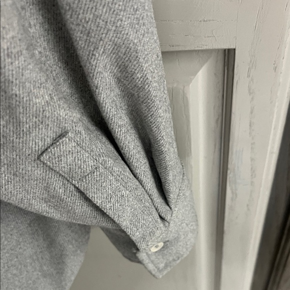 H&M Gray Button-Up Shacket - Picture 7 of 11